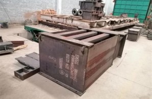 特大型打砂設(shè)備，對(duì)所有特大型金屬件表面打砂清除表面雜質(zhì)